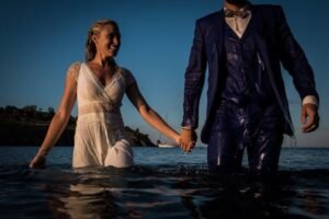 se jeter à l'eau Des photos de mariage originales à la mer, dans l'eau, selon vos envies