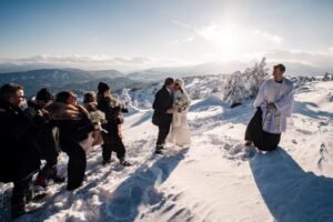 une bénédiction au sommet des pistes une bénédiction au sommet des pistes de la station des Angles (66)