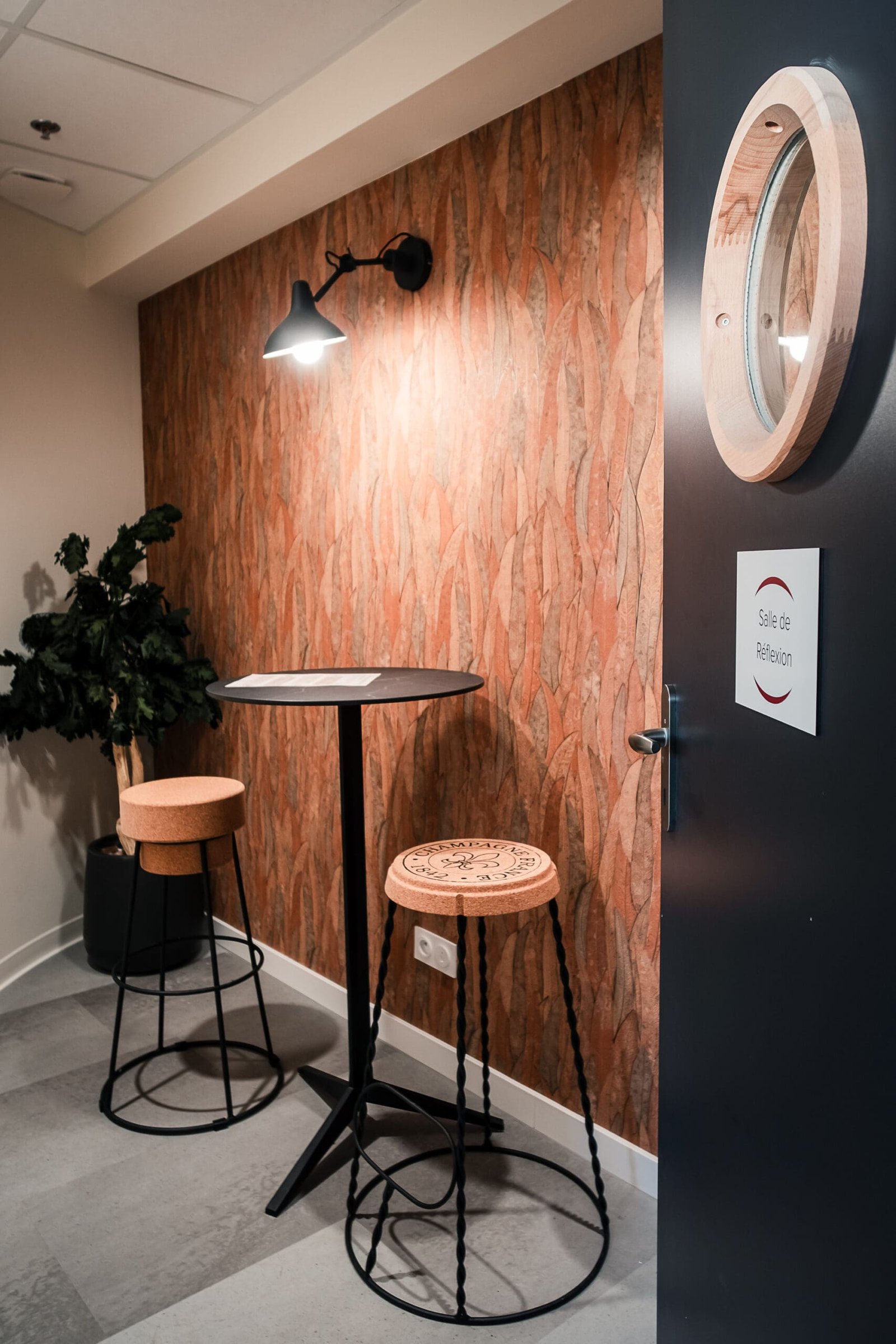 les nouveaux bureaux de Diam Bouchage par Anaïs Anselmo